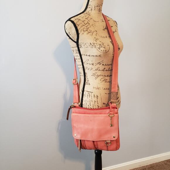 Fossil Morgan traveler crossbody bag pink cowhide leather front flap medium - Picture 10 of 10